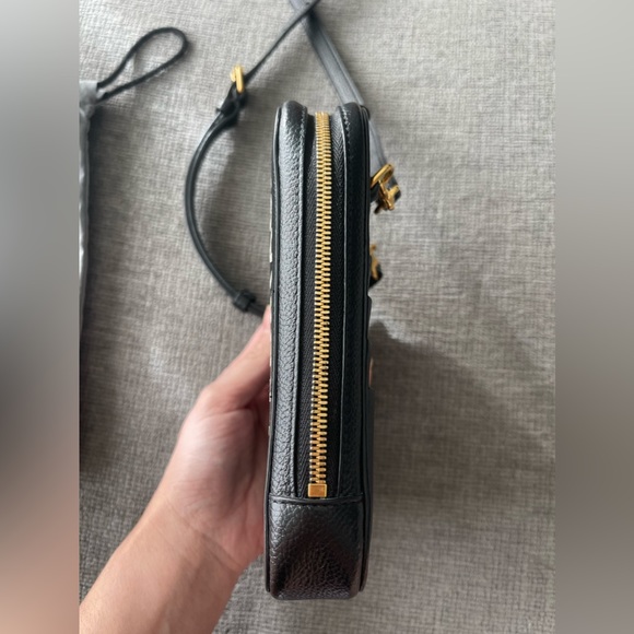 Authentic Balenciaga body bag - Picture 10 of 15